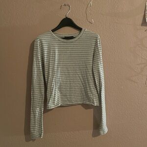 White striped cropped fitted shirt